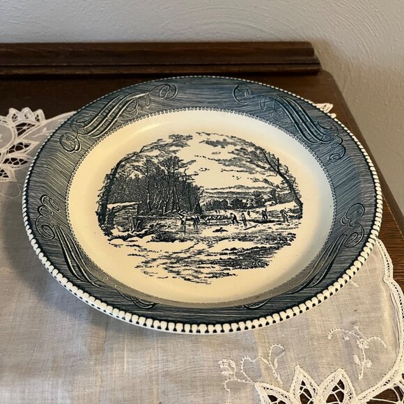 Vintage Blue Currier and Ives Pie Plate - Picture 1 of 5
